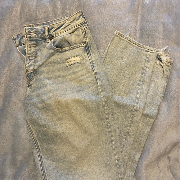 AE Stretch Mom Jeans - Picture 3 of 8